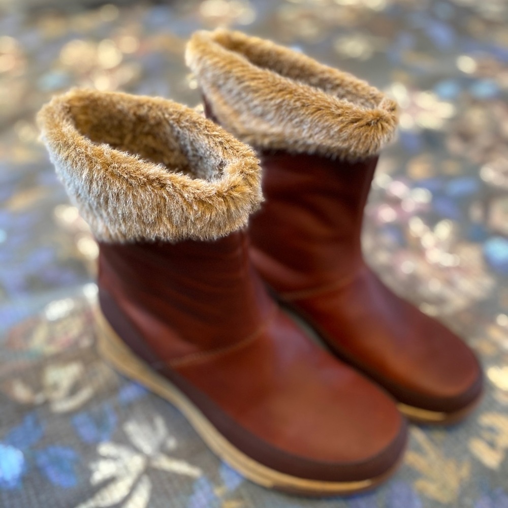 Chaco Borealis Mid-Boot